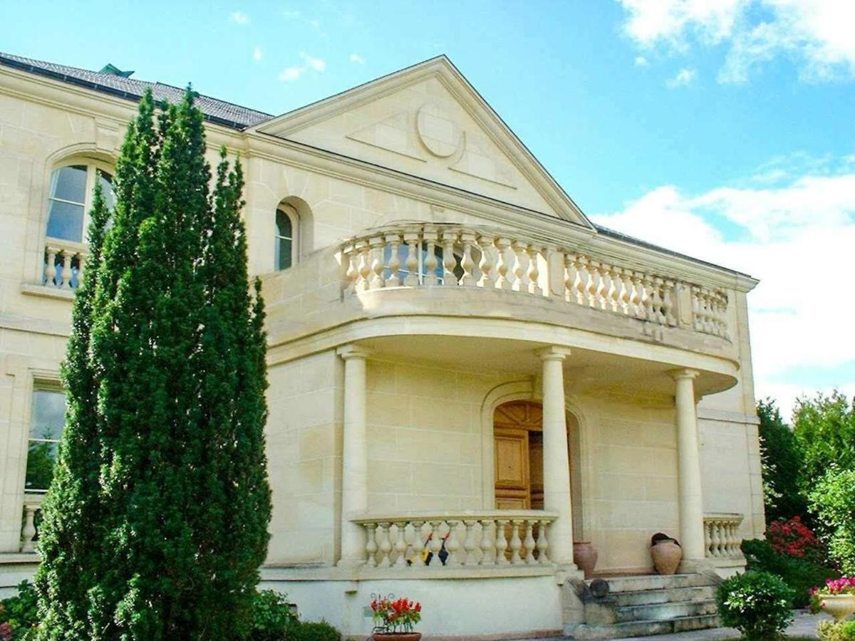 La Demeure D'Iris Bed & Breakfast Bougival Ngoại thất bức ảnh